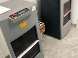 Oszcilláló eszköz